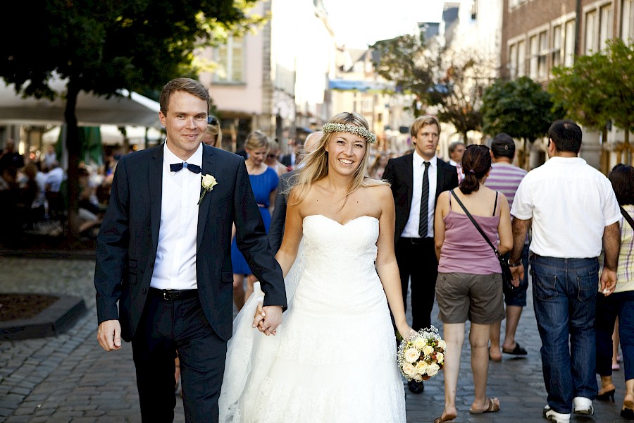 Katja Velmans Hochzeitsfotograf Düsseldorf – Kirchliche Trauung in der Düsseldorfer Altstadt