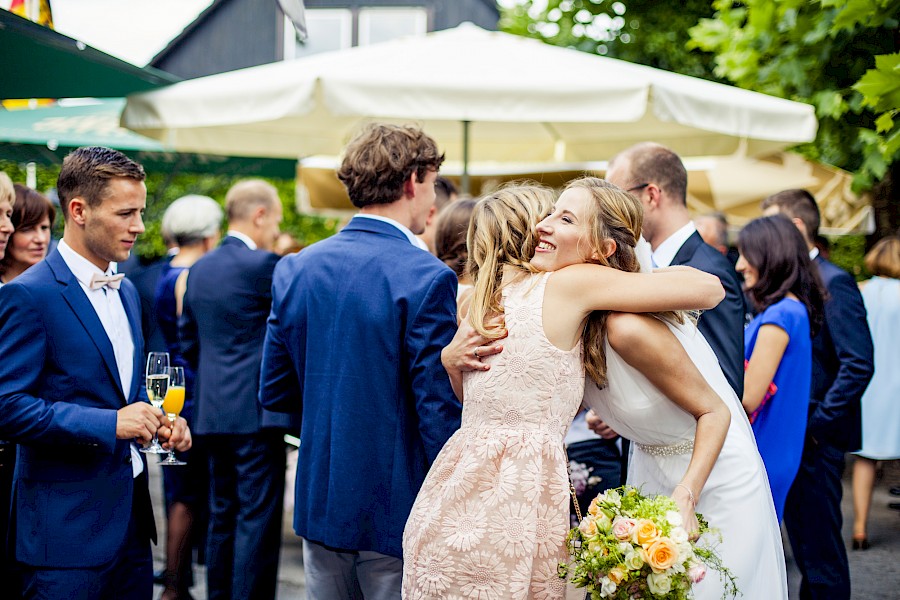 Katja Velmans Hochzeitsfotograf Düsseldorf – Rennbahn Grafenberg Teehaus