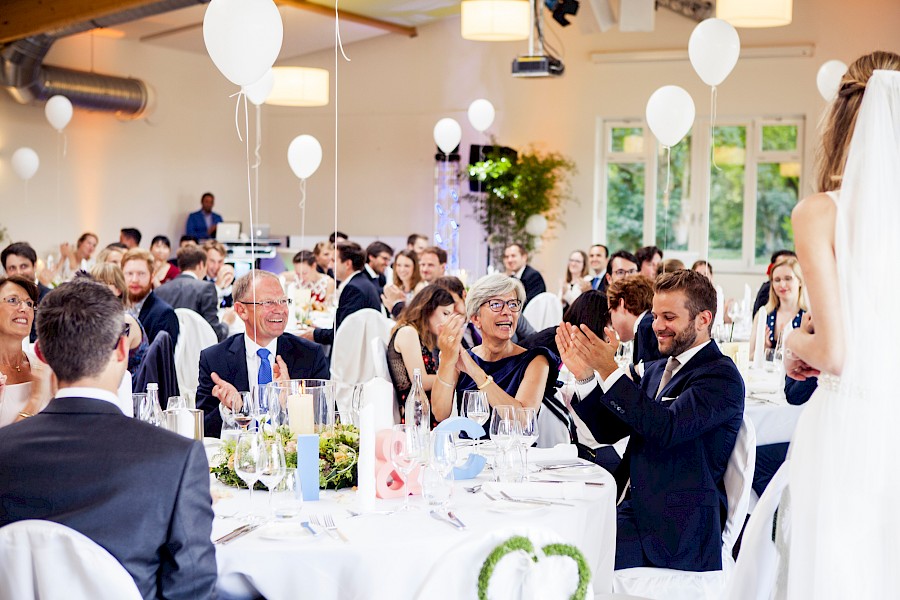 Katja Velmans Hochzeitsfotograf Düsseldorf – Rennbahn Grafenberg Teehaus