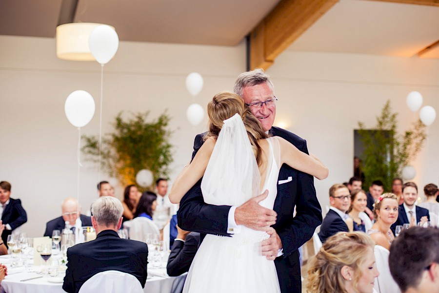 Katja Velmans Hochzeitsfotograf Düsseldorf – Rennbahn Grafenberg Teehaus