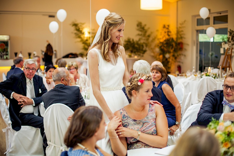 Katja Velmans Hochzeitsfotograf Düsseldorf – Rennbahn Grafenberg Teehaus