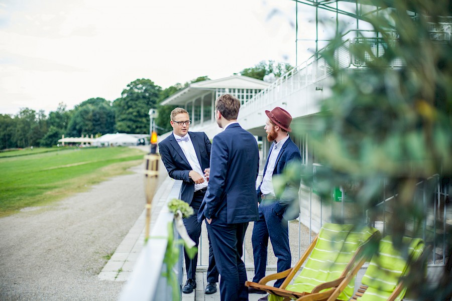 Katja Velmans Hochzeitsfotograf Düsseldorf – Rennbahn Grafenberg Teehaus