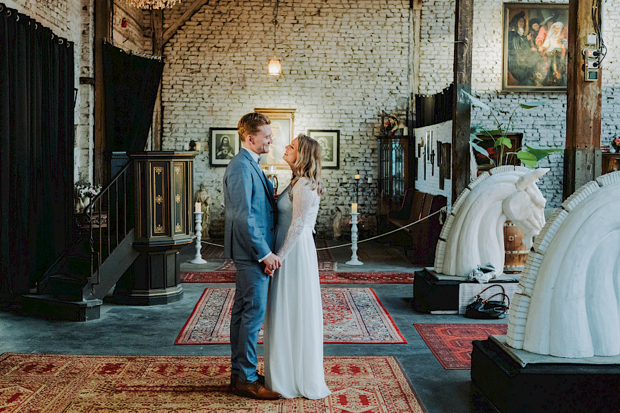 Katja Velmans Hochzeitsfotograf Düsseldorf – Freie Trauung im Gare du Neuss