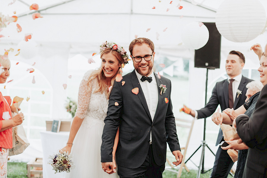 Katja Velmans Hochzeitsfotograf Düsseldorf – Freie Trauung auf dem Neimeshof in Kempen