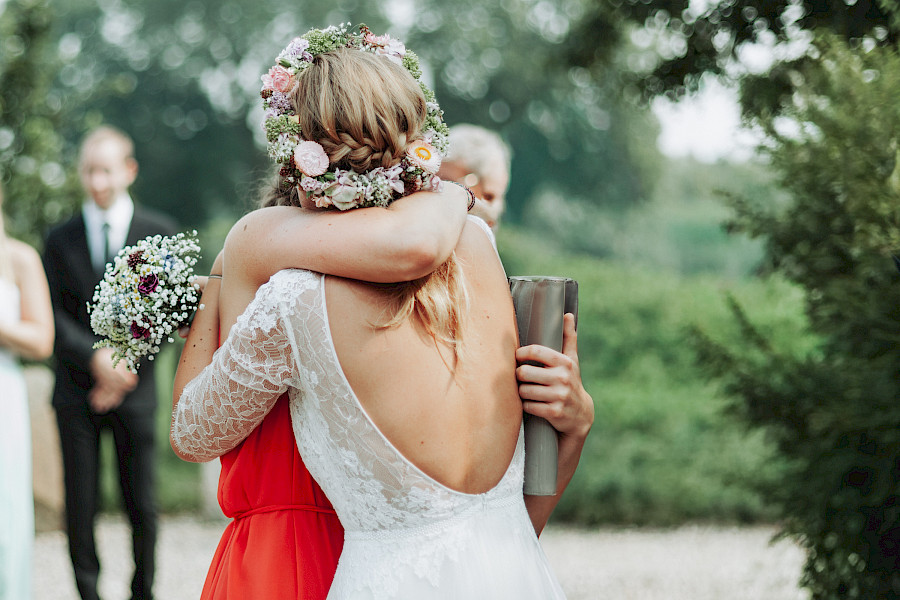 Katja Velmans Hochzeitsfotograf Düsseldorf – Freie Trauung auf dem Neimeshof in Kempen
