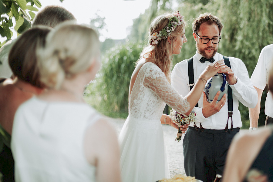 Katja Velmans Hochzeitsfotograf Düsseldorf – Freie Trauung auf dem Neimeshof in Kempen