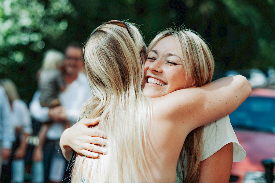Katja Velmans Hochzeitsfotograf Düsseldorf – Franzi und Ben - Standesamtliche Trauung Düsseldorf Inselstraße