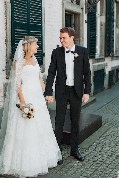 Katja Velmans Hochzeitsfotograf Düsseldorf – Kirchliche Trauung in der Altstadt und Hochzeitsfeier auf dem Nothenhof