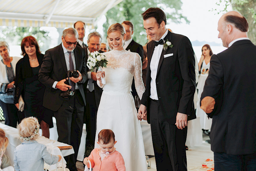 Katja Velmans Hochzeitsfotograf Düsseldorf – Freie Trauung im Landhaus Mönchenwerth